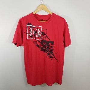 DC short sleeve tshirt mens large